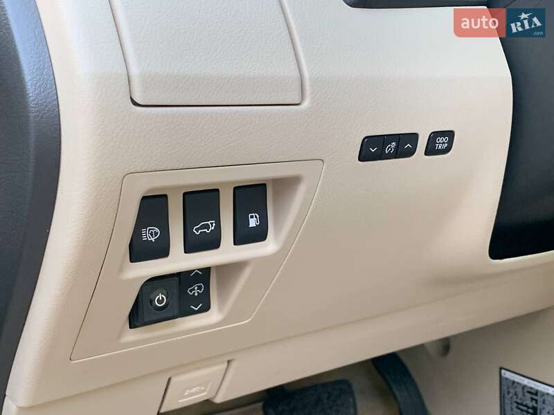 Позашляховик / Кросовер Lexus RX 2008 в Рівному