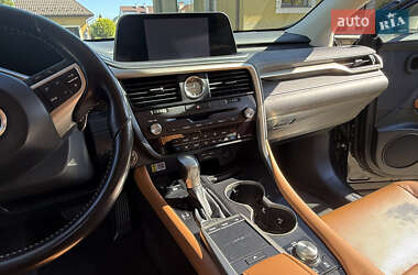 Внедорожник / Кроссовер Lexus RX 2020 в 