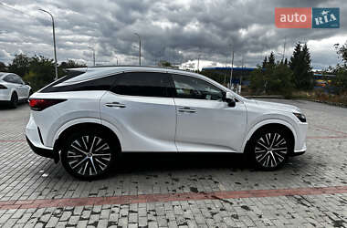 Внедорожник / Кроссовер Lexus RX 2023 в 