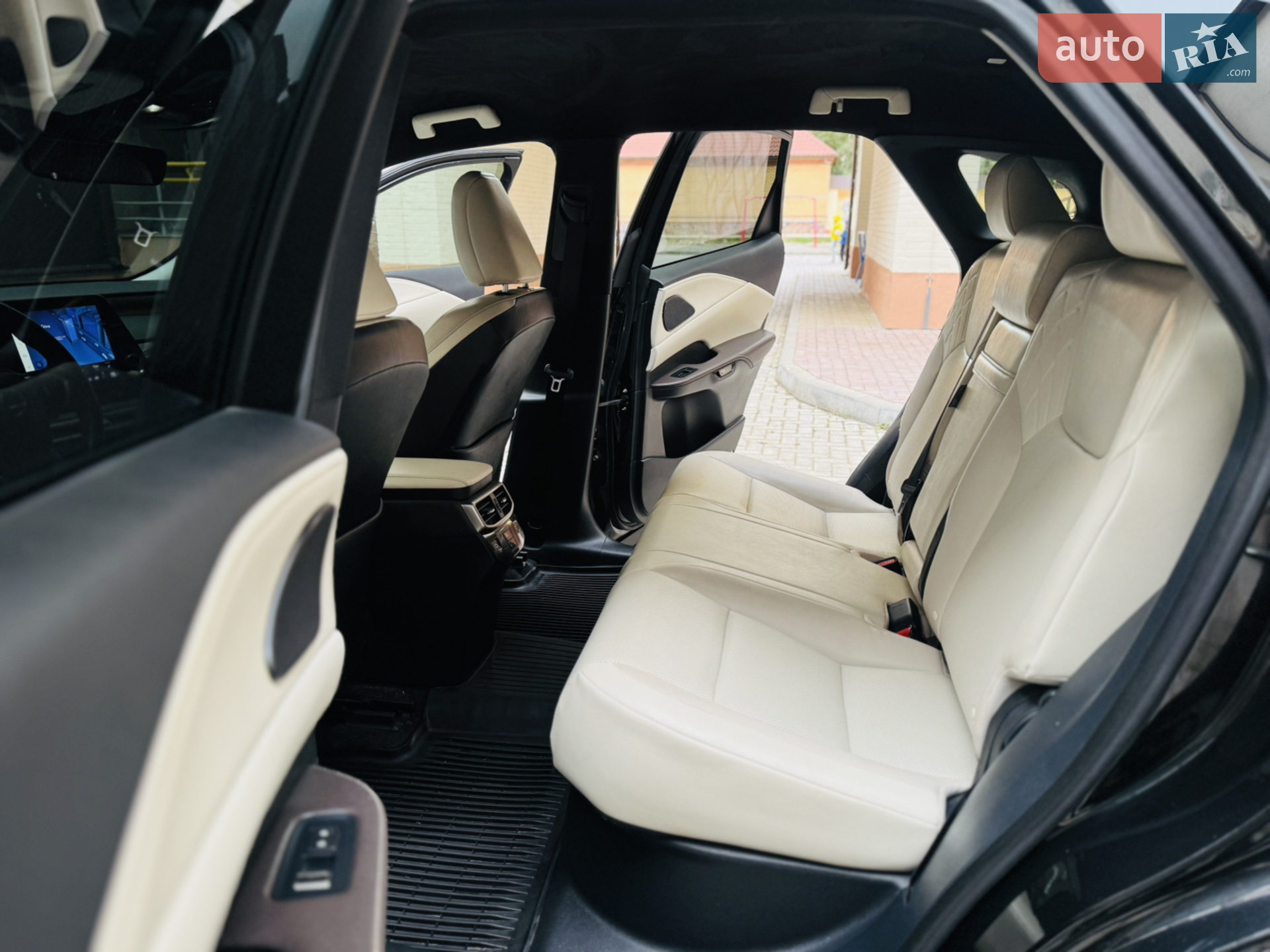 2023 Lexus RX - мініатюра 11