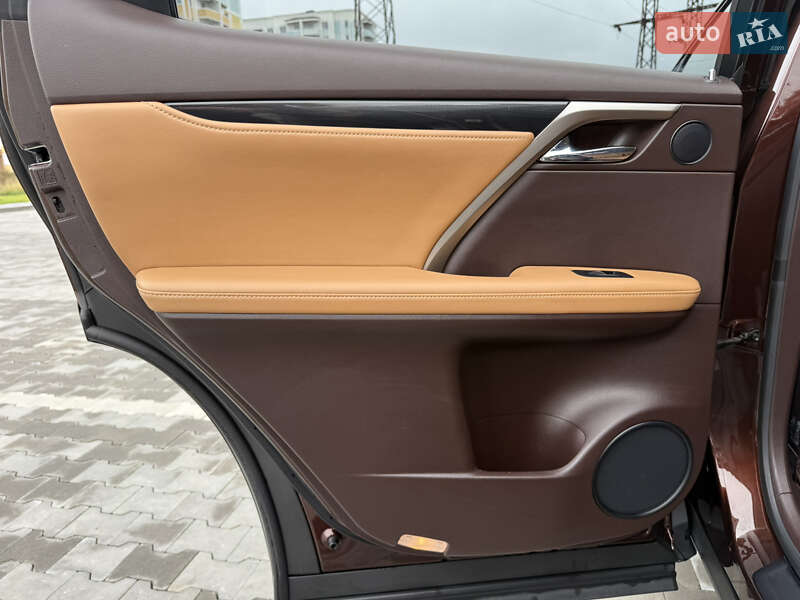 Внедорожник / Кроссовер Lexus RX 2017 в Ирпене