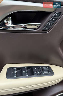Внедорожник / Кроссовер Lexus RX 2019 в 
