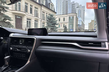 Позашляховик / Кросовер Lexus RX 2018 в  фото 37 Позашляховик / Кросовер Lexus RX 2018 в