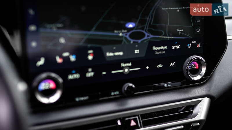 Внедорожник / Кроссовер Lexus RX 2023 в Львове