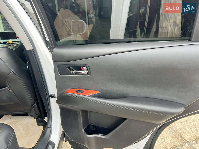 Внедорожник / Кроссовер Lexus RX 2010 в Одессе