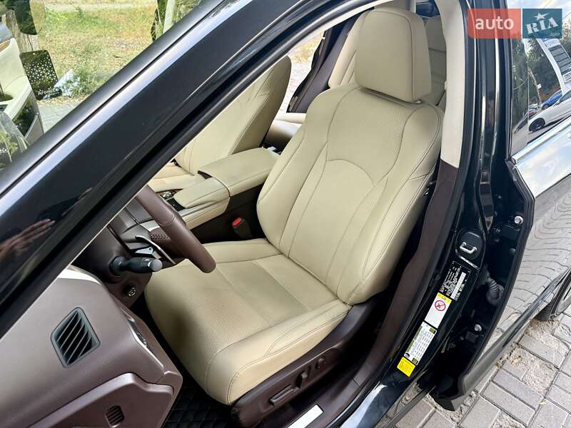 Внедорожник / Кроссовер Lexus RX 2019 в Днепре фото 22 Внедорожник / Кроссовер Lexus RX 2019 в Днепре