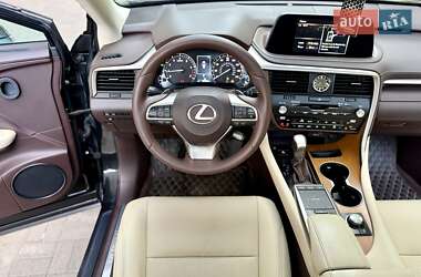 Внедорожник / Кроссовер Lexus RX 2019 в 