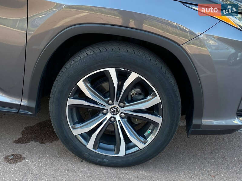 Позашляховик / Кросовер Lexus RX 2018 в Києві