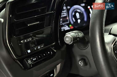Позашляховик / Кросовер Lexus RX 2023 в  фото 16 Позашляховик / Кросовер Lexus RX 2023 в