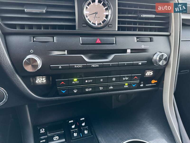 Внедорожник / Кроссовер Lexus RX 2016 в Киеве