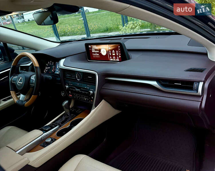 Внедорожник / Кроссовер Lexus RX 2017 в Киеве