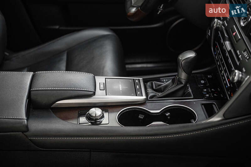 Внедорожник / Кроссовер Lexus RX 2020 в Одессе фото 27 Внедорожник / Кроссовер Lexus RX 2020 в Одессе