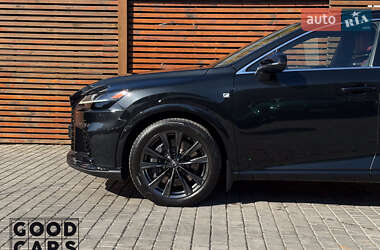 Внедорожник / Кроссовер Lexus RX 2022 в 