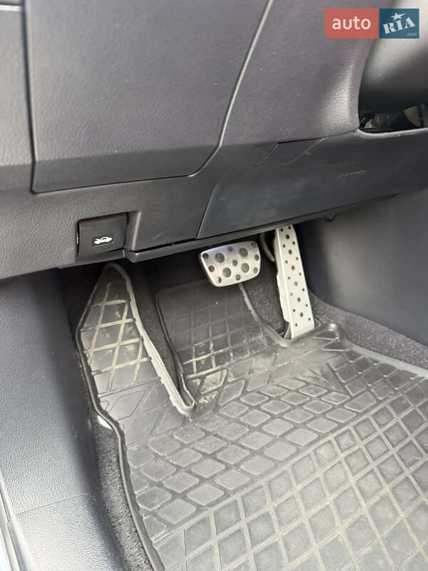 Позашляховик / Кросовер Lexus RX 2017 в Дніпрі