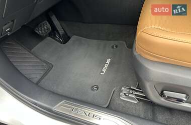 Позашляховик / Кросовер Lexus RX 2023 в  фото 30 Позашляховик / Кросовер Lexus RX 2023 в