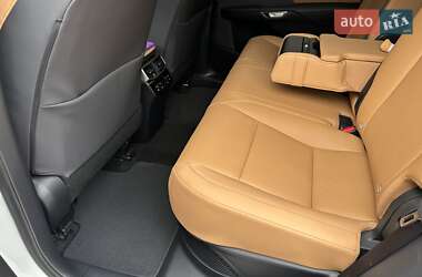 Позашляховик / Кросовер Lexus RX 2023 в  фото 37 Позашляховик / Кросовер Lexus RX 2023 в