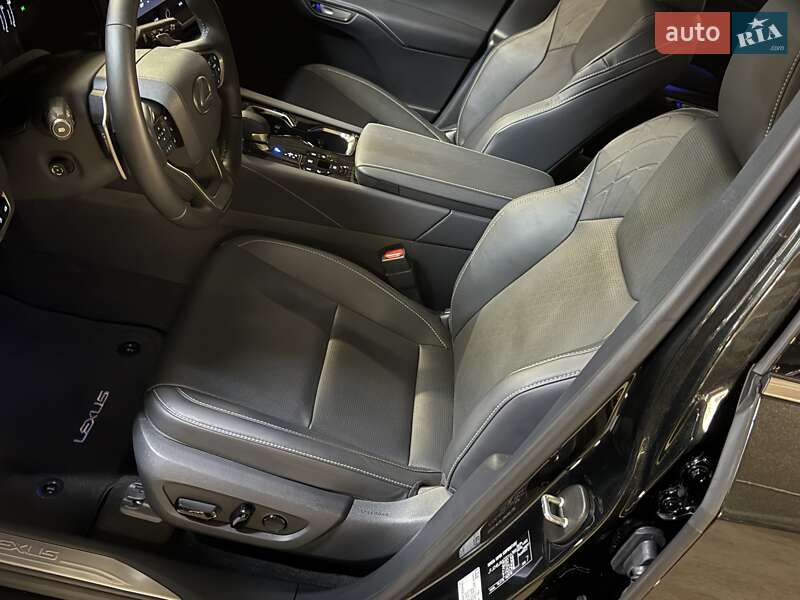 Позашляховик / Кросовер Lexus RX 2024 в Києві