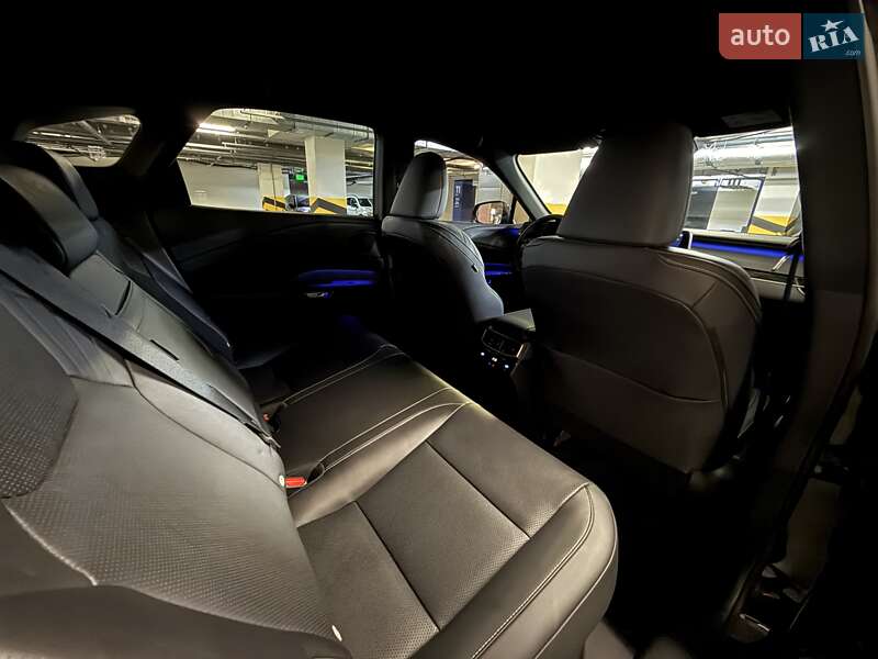 Позашляховик / Кросовер Lexus RX 2024 в Києві