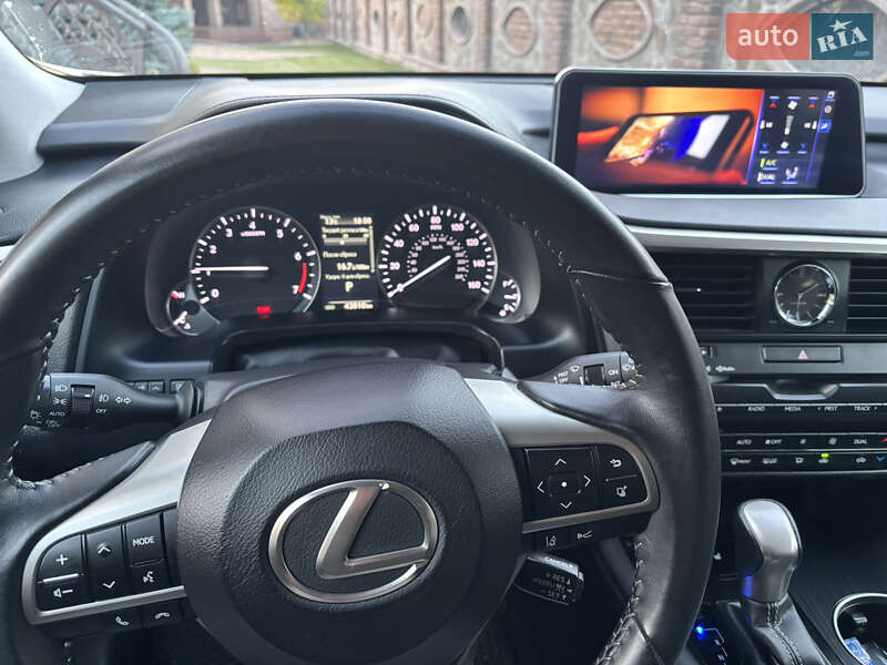 Внедорожник / Кроссовер Lexus RX 2018 в Черновцах