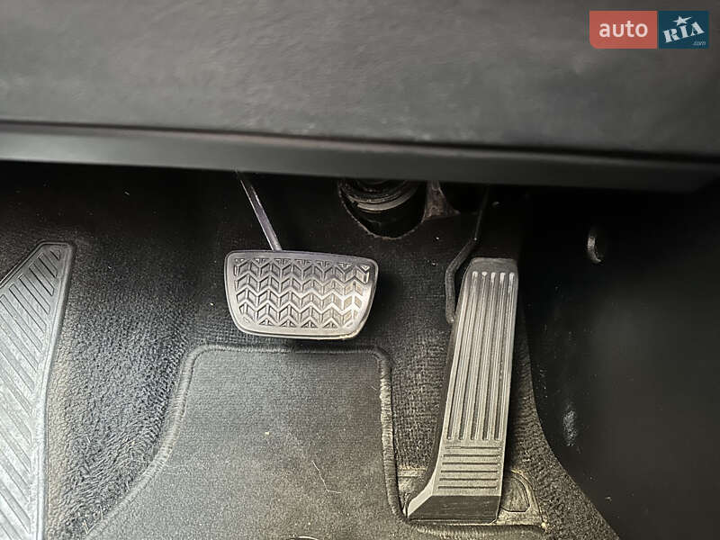 Внедорожник / Кроссовер Lexus RX 2016 в Киеве