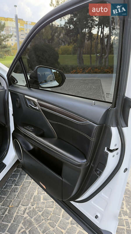 Внедорожник / Кроссовер Lexus RX 2019 в Днепре фото 8 Внедорожник / Кроссовер Lexus RX 2019 в Днепре