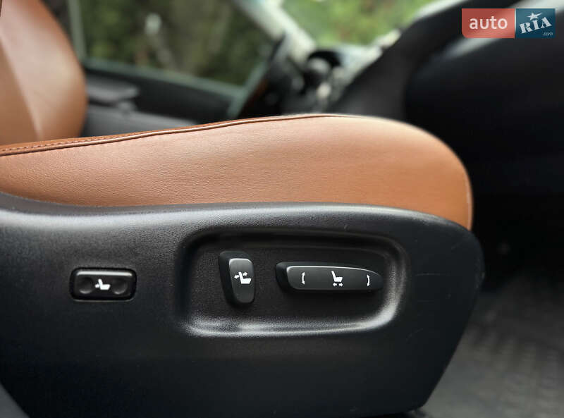 Позашляховик / Кросовер Lexus RX 2015 в Тернополі