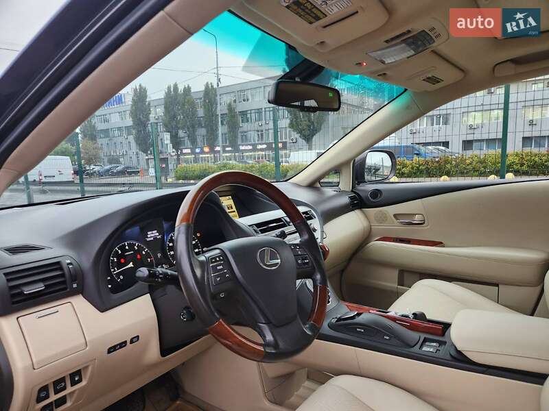 Внедорожник / Кроссовер Lexus RX 2010 в Киеве