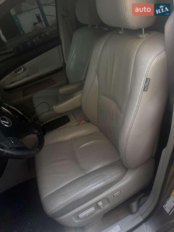 Внедорожник / Кроссовер Lexus RX 2005 в Черноморске фото 6 Внедорожник / Кроссовер Lexus RX 2005 в Черноморске