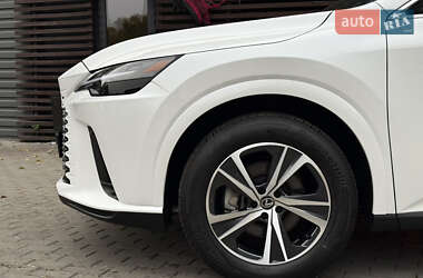 Позашляховик / Кросовер Lexus RX 2023 в  фото 5 Позашляховик / Кросовер Lexus RX 2023 в