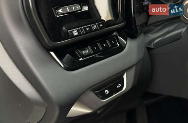 Позашляховик / Кросовер Lexus RX 2023 в  фото 26 Позашляховик / Кросовер Lexus RX 2023 в