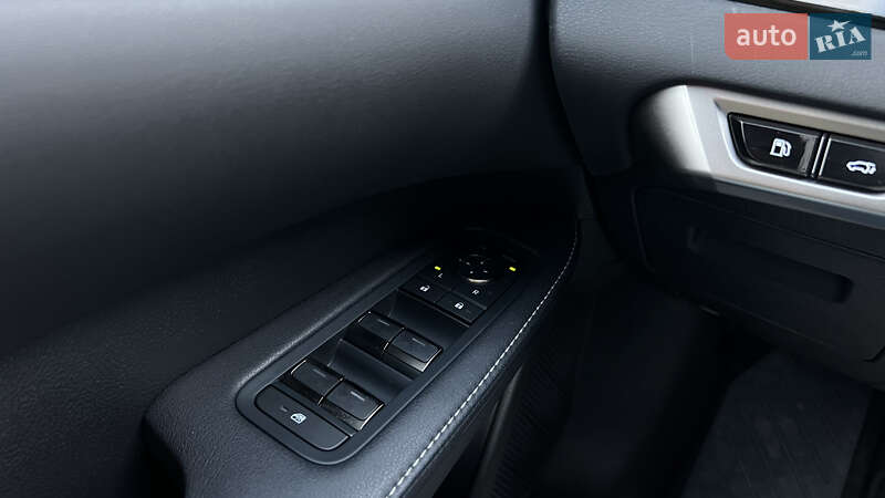 Позашляховик / Кросовер Lexus RX 2024 в Львові