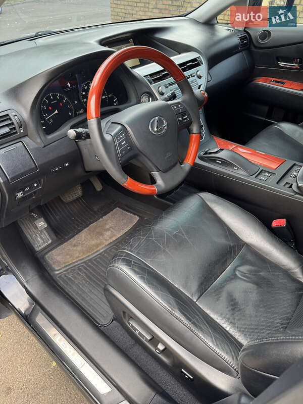 Внедорожник / Кроссовер Lexus RX 2010 в Киеве