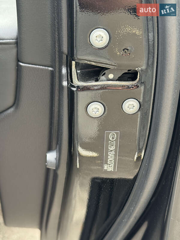 Внедорожник / Кроссовер Lexus RX 2010 в Киеве