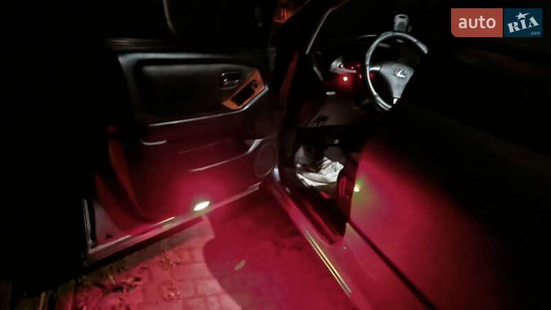 Внедорожник / Кроссовер Lexus RX 2001 в Львове