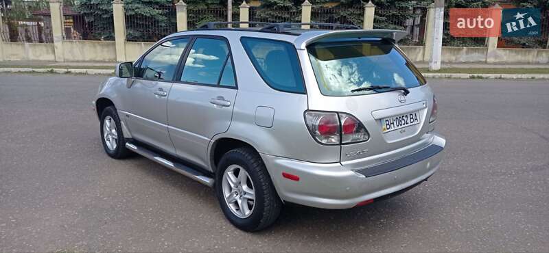 Позашляховик / Кросовер Lexus RX 2002 в Чорноморську