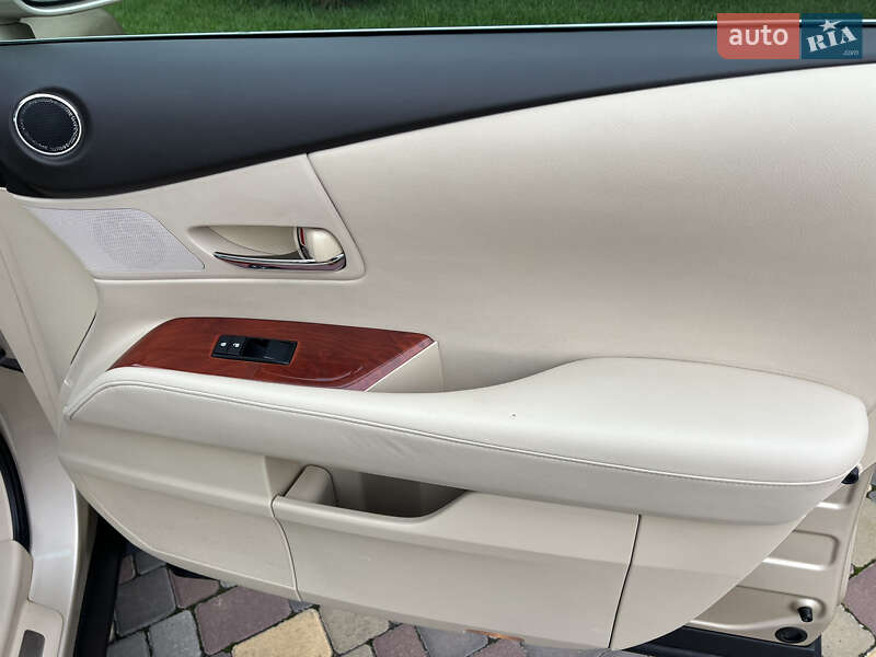 Внедорожник / Кроссовер Lexus RX 2009 в Днепре