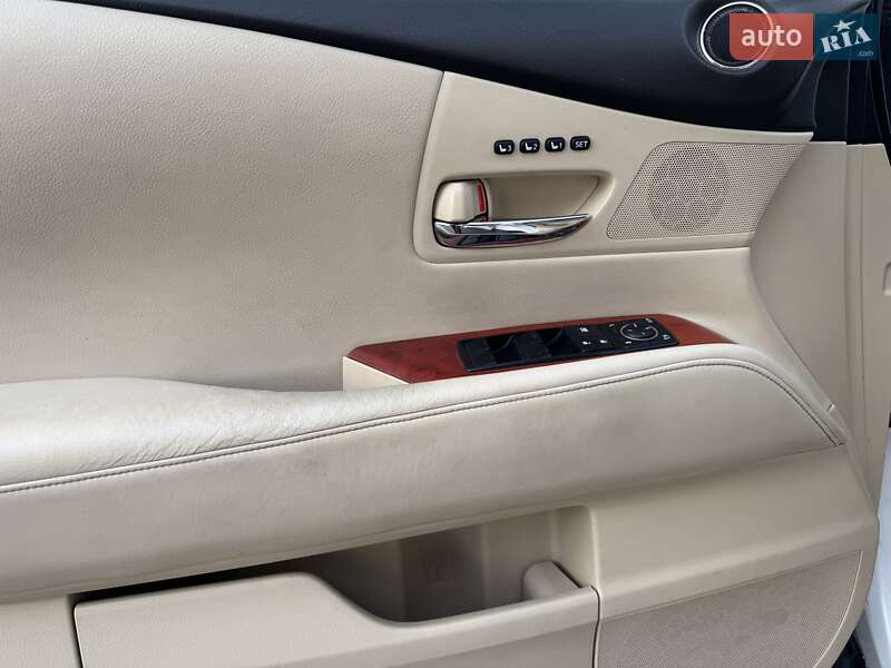 Внедорожник / Кроссовер Lexus RX 2009 в Днепре фото 10 Внедорожник / Кроссовер Lexus RX 2009 в Днепре