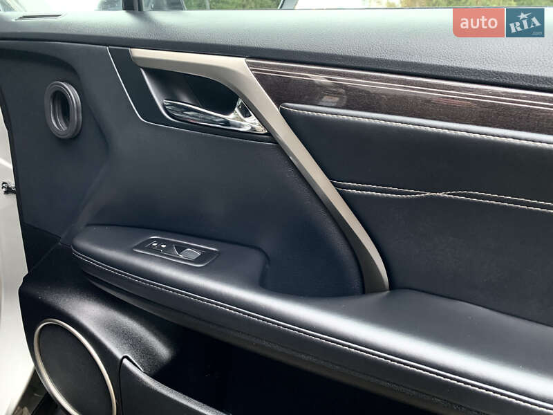 Позашляховик / Кросовер Lexus RX 2019 в Рівному фото 44 Позашляховик / Кросовер Lexus RX 2019 в Рівному