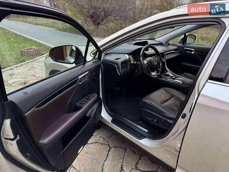 Позашляховик / Кросовер Lexus RX 2016 в Києві