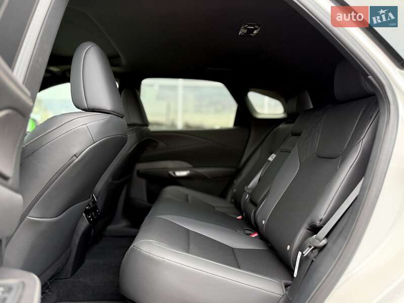 Позашляховик / Кросовер Lexus RX 2024 в Києві