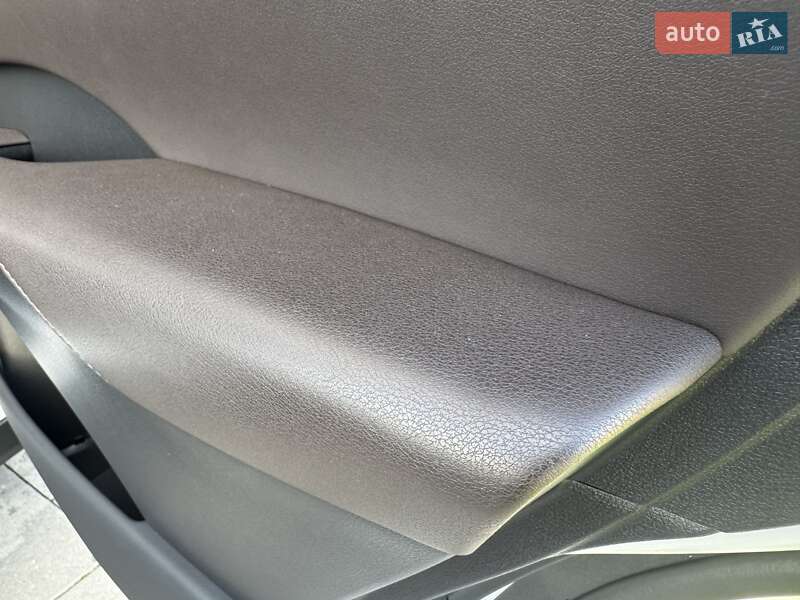 Внедорожник / Кроссовер Lexus RX 2023 в Киеве