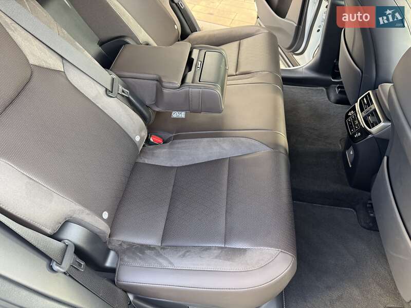 Внедорожник / Кроссовер Lexus RX 2023 в Киеве