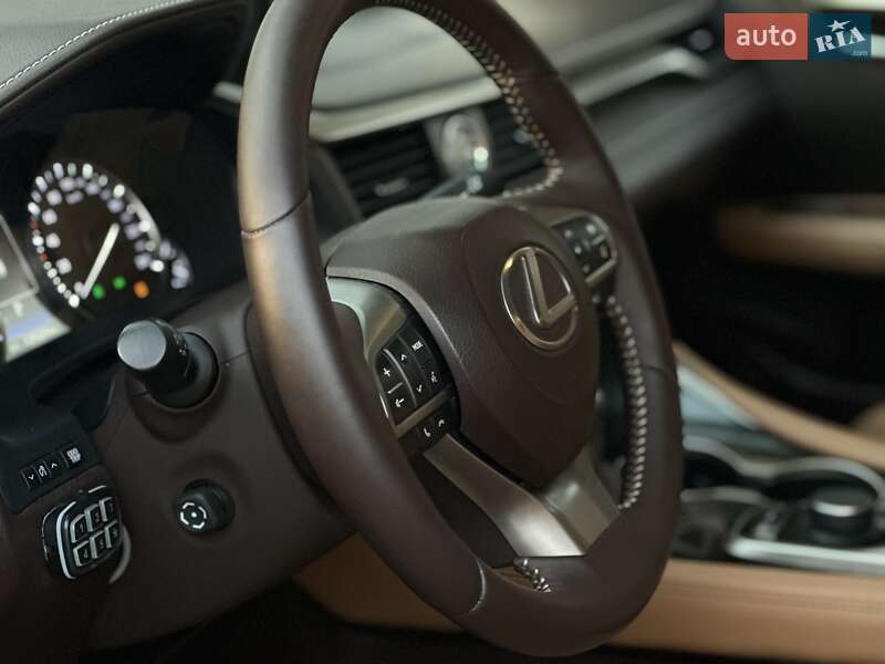 Внедорожник / Кроссовер Lexus RX 2017 в Киеве