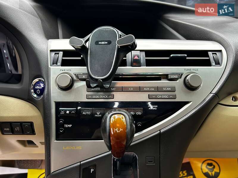 Позашляховик / Кросовер Lexus RX 2011 в Чернівцях