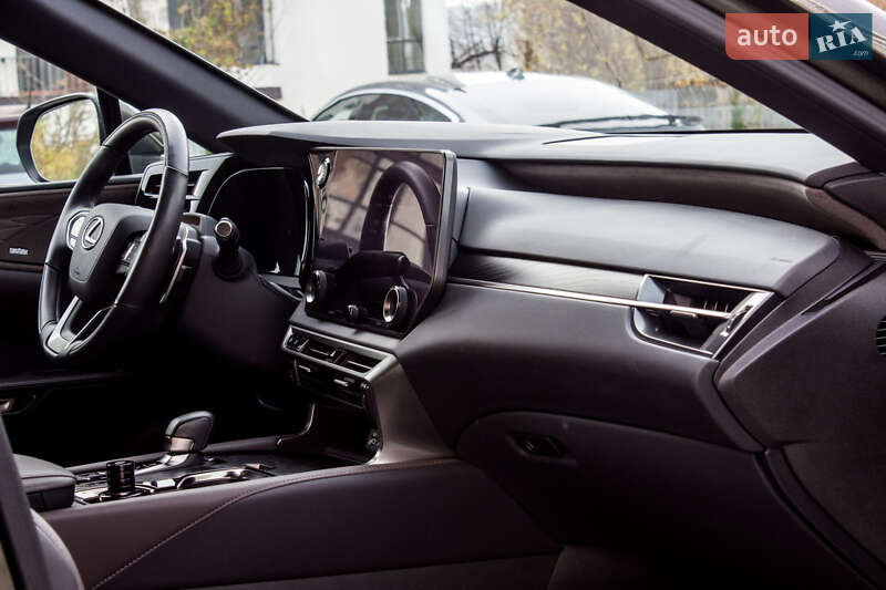 Позашляховик / Кросовер Lexus RX 2023 в Львові