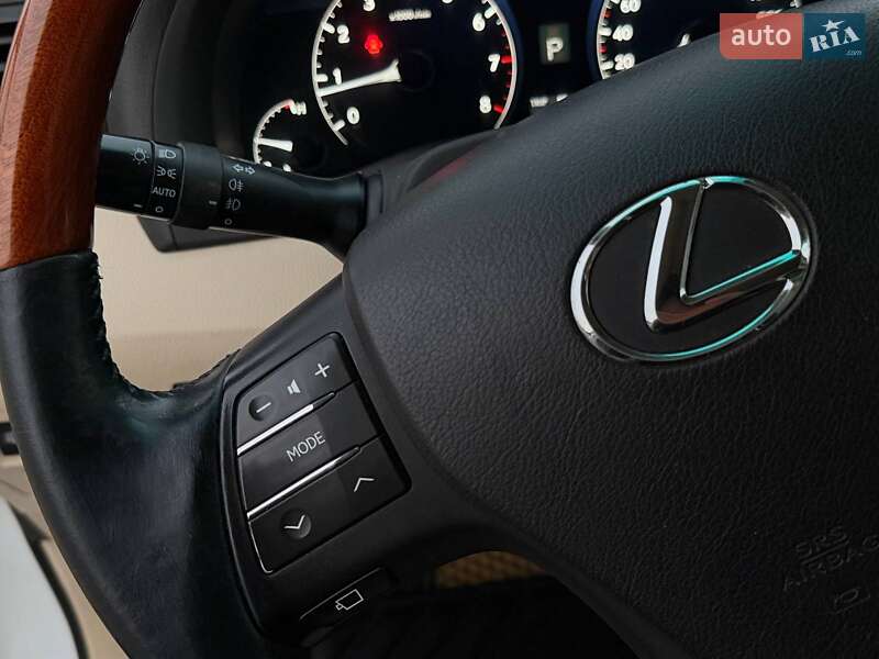 Внедорожник / Кроссовер Lexus RX 2011 в Харькове
