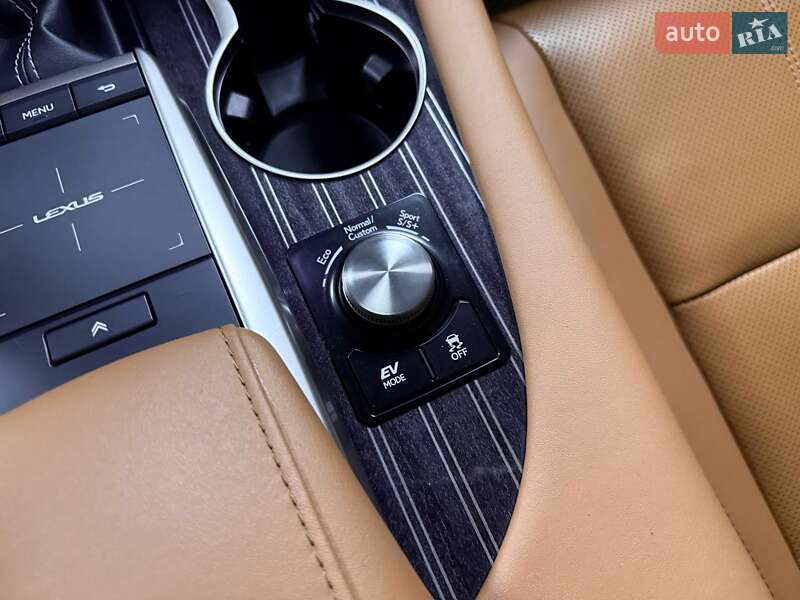 Внедорожник / Кроссовер Lexus RX 2022 в Киеве