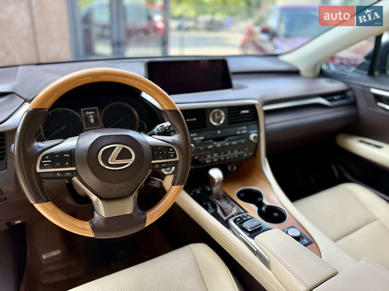 Внедорожник / Кроссовер Lexus RX 2016 в Черновцах