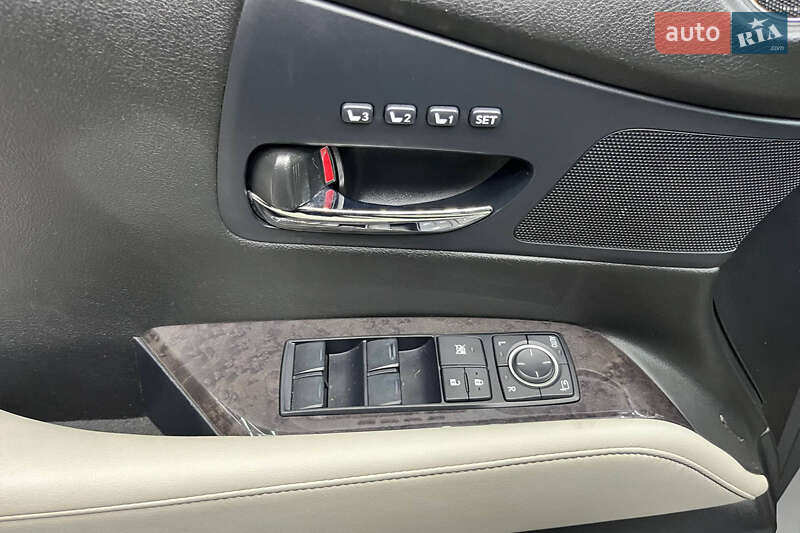 Внедорожник / Кроссовер Lexus RX 2013 в Черновцах