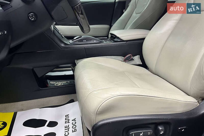 Внедорожник / Кроссовер Lexus RX 2013 в Черновцах